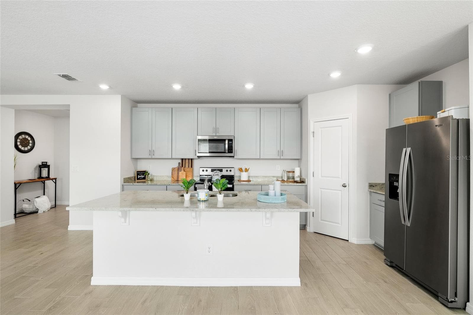 Single Family Residence at 38602 FINN CLOVER LN, ZEPHYRHILLS, photo 12 of 30