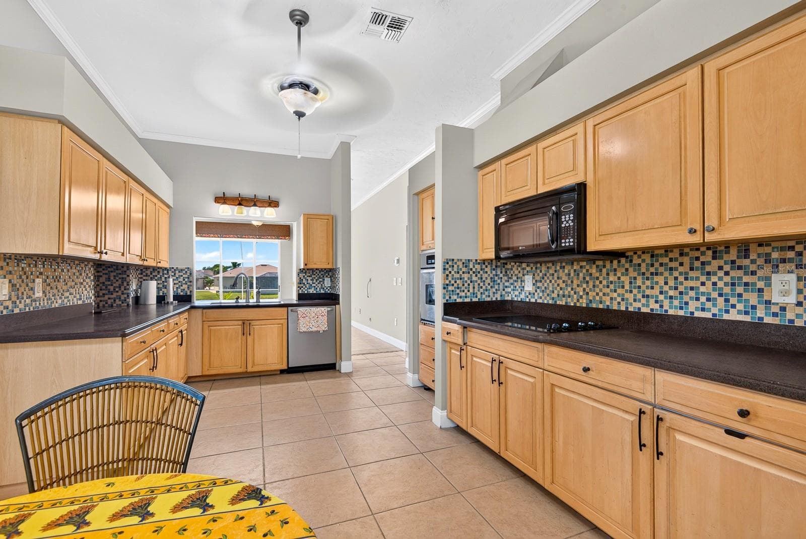 kitchen - 5410 61ST ST E, BRADENTON