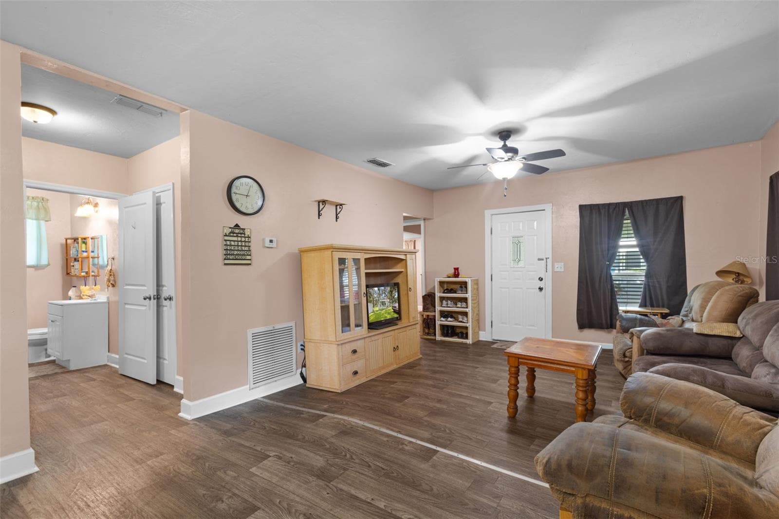 Single Family Residence at 729 NW 3RD AVE, TRENTON, photo 6 of 26