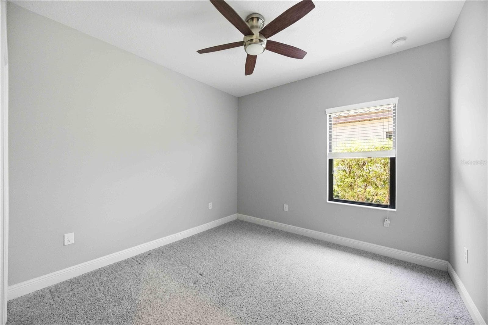 Single Family Residence at 26764 WEISKOPF DR, ENGLEWOOD, photo 28 of 66