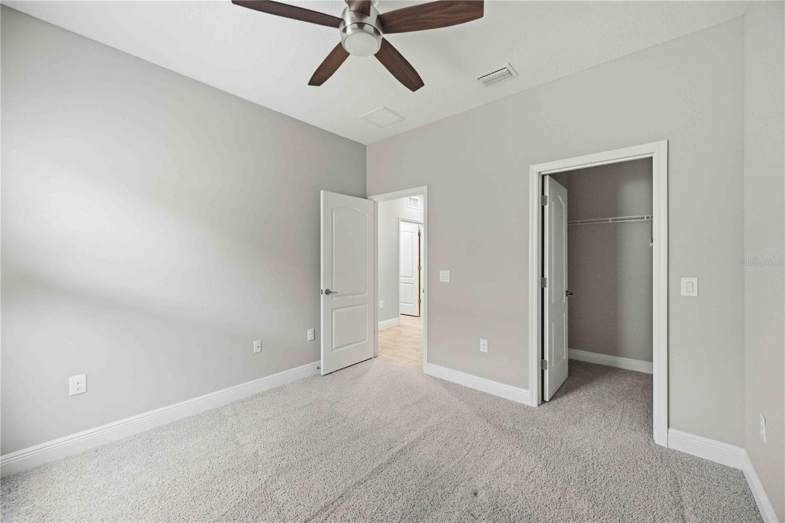 Single Family Residence at 26764 WEISKOPF DR, ENGLEWOOD, photo 30 of 66