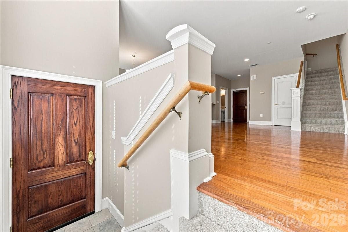 Condominium at 400 N Church Street, Charlotte, photo 4 of 37