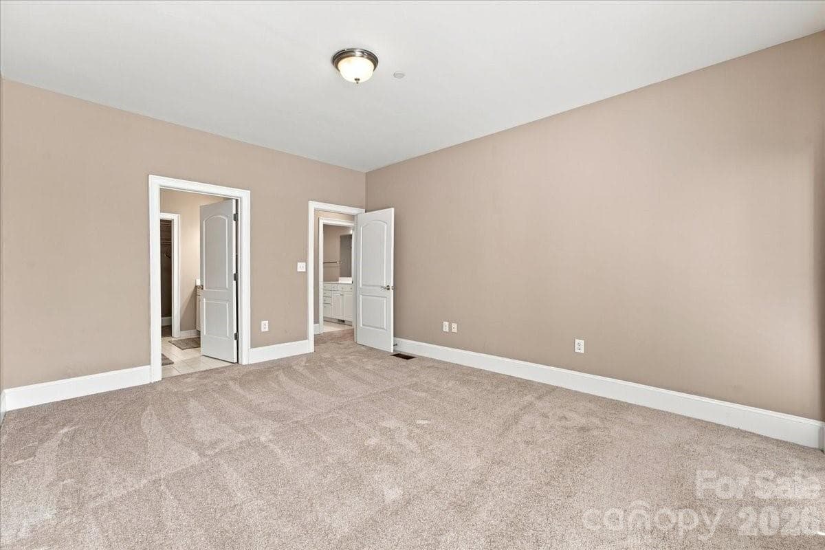 Condominium at 400 N Church Street, Charlotte, photo 29 of 37