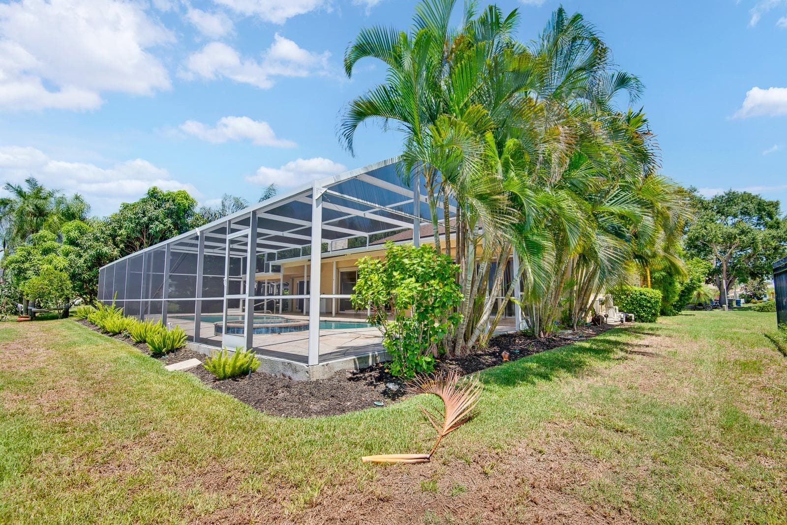 back view - 5410 61ST ST E, BRADENTON