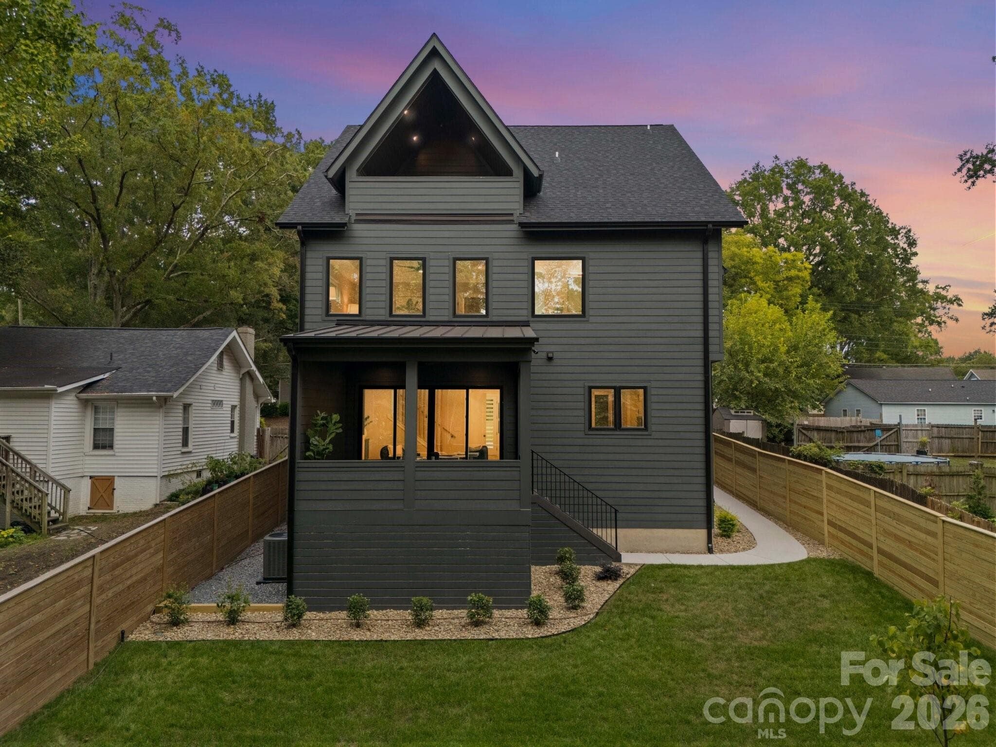 Single Family Residence at 1613 Umstead Street, Charlotte, photo 24 of 28