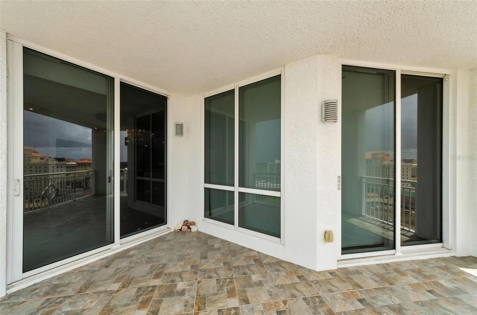 sliders off living room and master suite, so spacious - 331 CLEVELAND ST #1101, CLEARWATER