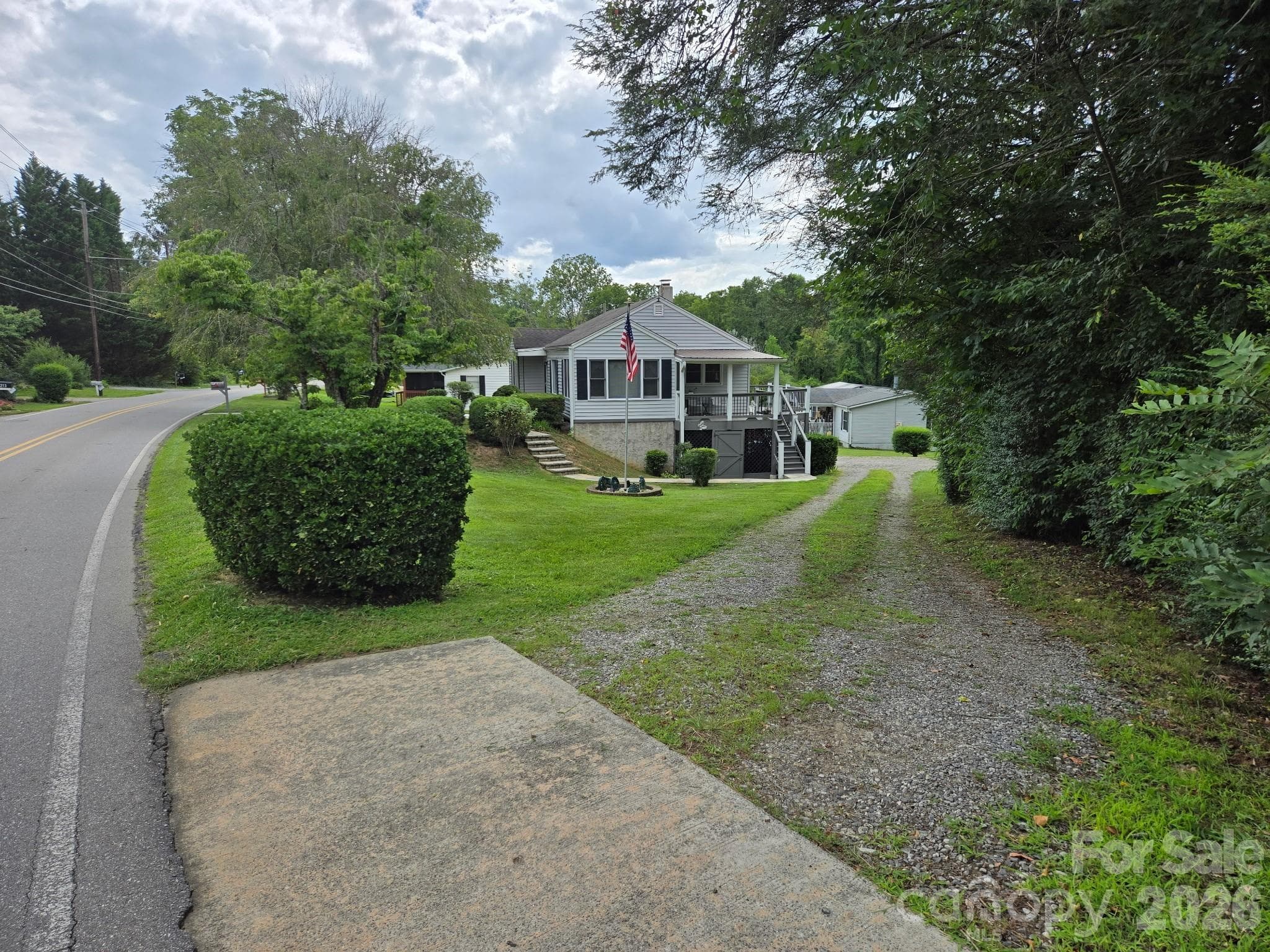 214 Governors View Road
