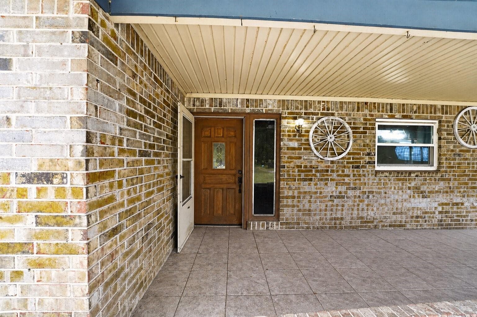 virtually staged - 101 ALLEN DR, PALATKA