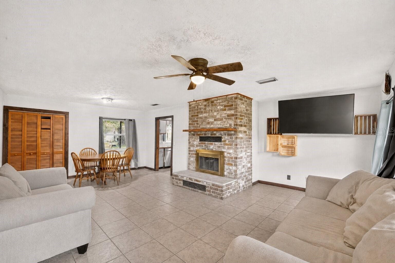 virtually staged - 101 ALLEN DR, PALATKA