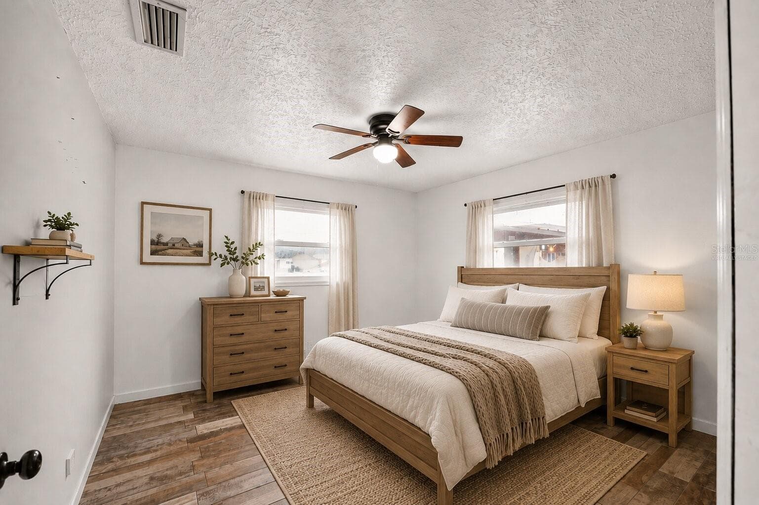 virtually staged - 101 ALLEN DR, PALATKA