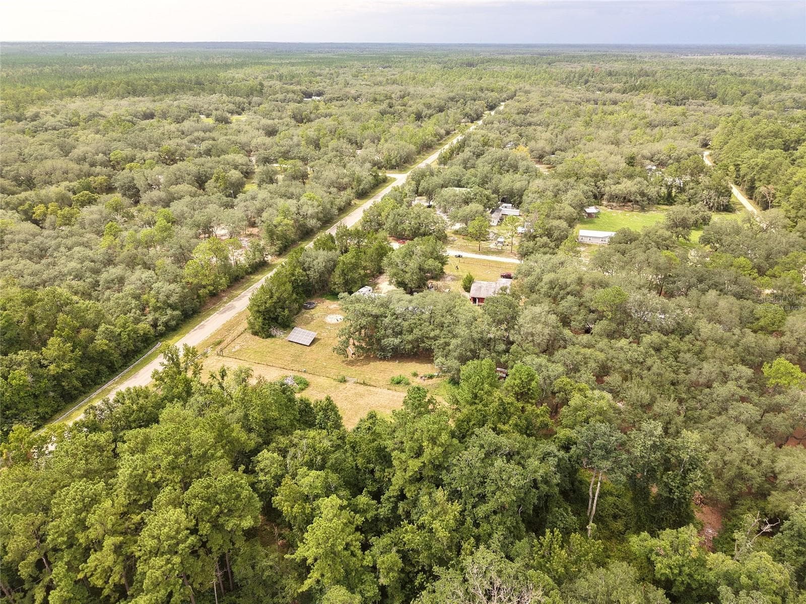 virtually staged - 101 ALLEN DR, PALATKA