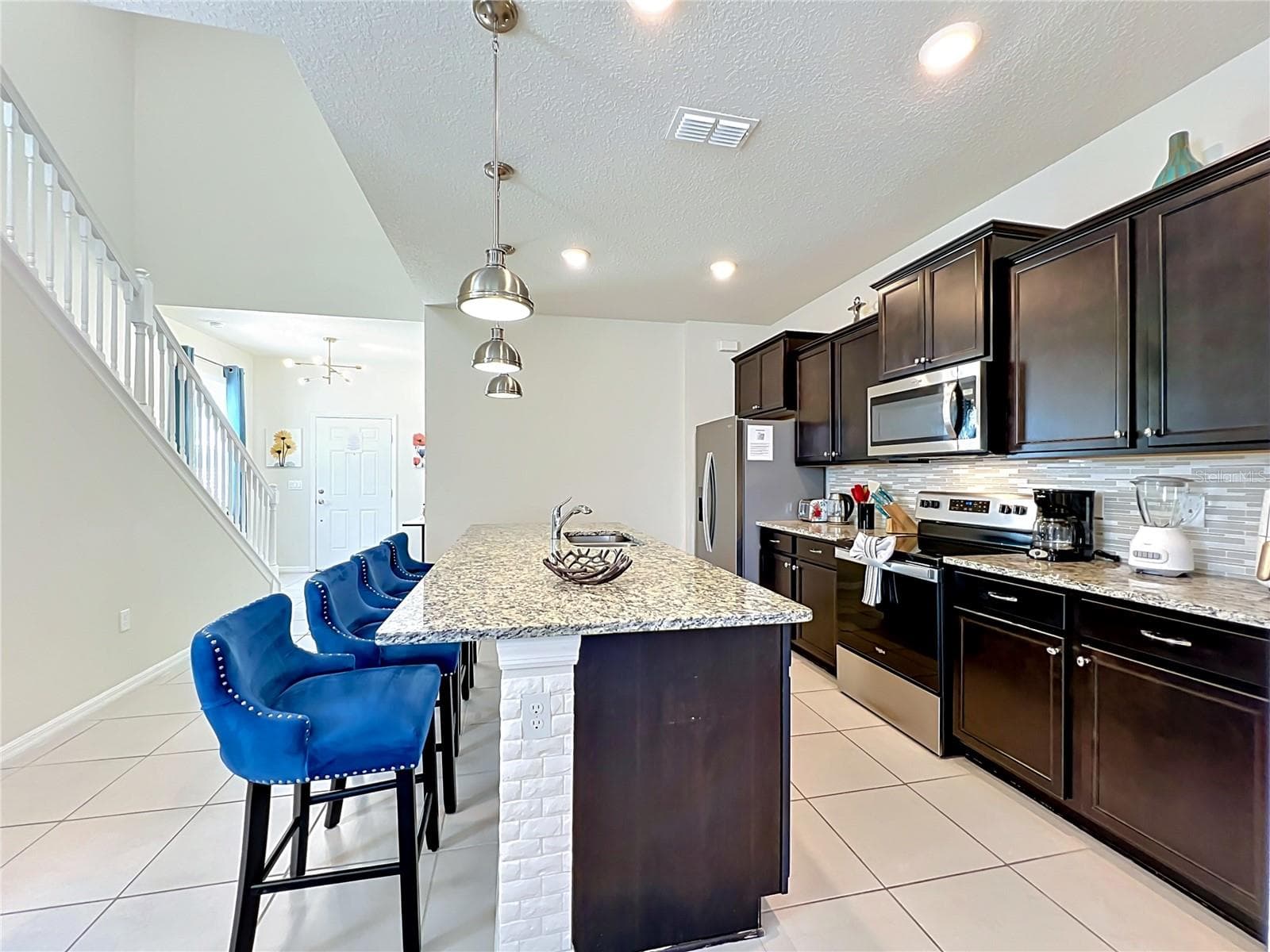 Single Family Residence at 4033 LANA AVE, DAVENPORT, photo 10 of 99