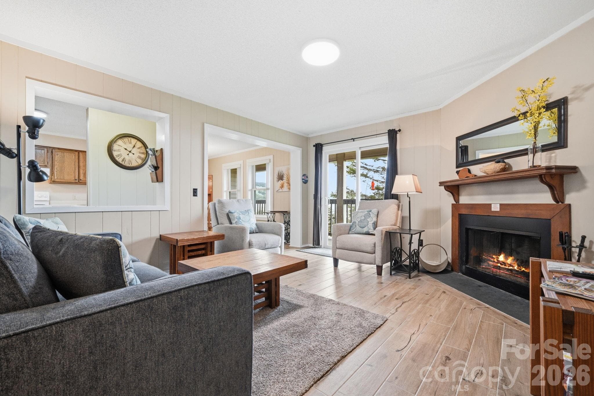301 Pinnacle Inn Road