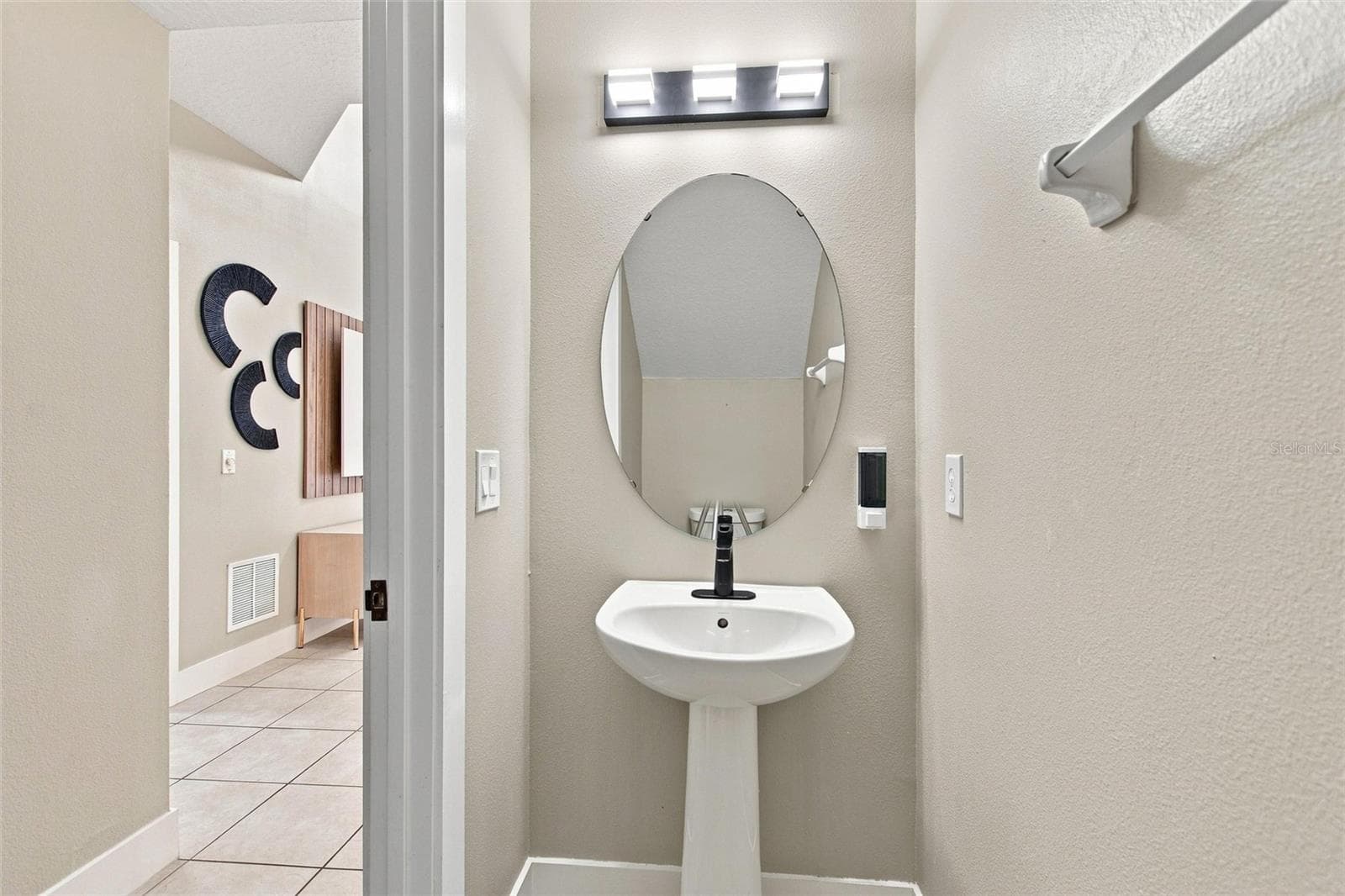 Single Family Residence at 8667 LA ISLA DR, KISSIMMEE, photo 59 of 85