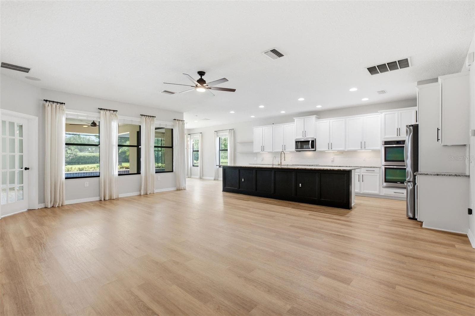 Single Family Residence at 32306 GARDEN ALCOVE LOOP, WESLEY CHAPEL, photo 14 of 56