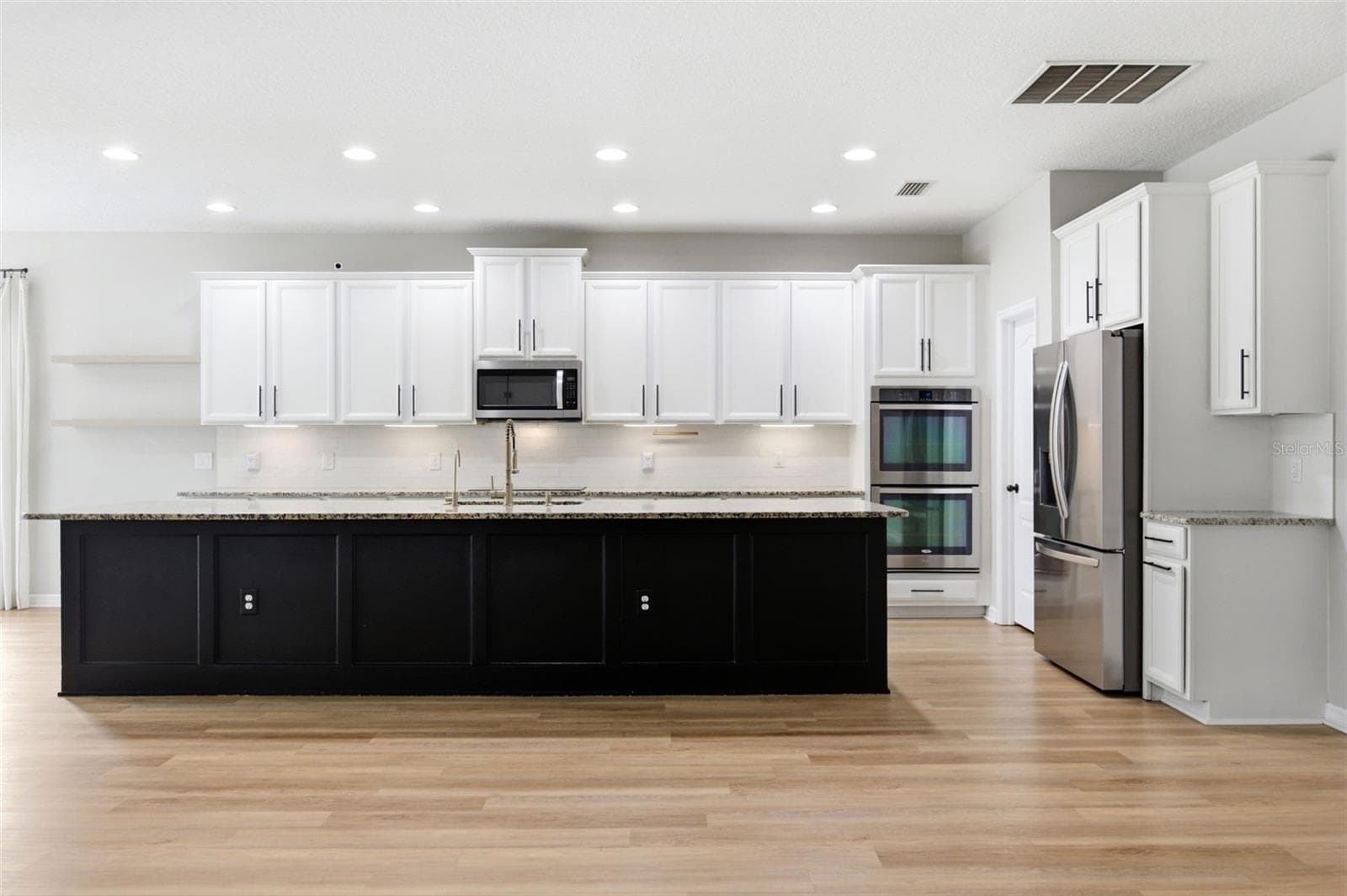Single Family Residence at 32306 GARDEN ALCOVE LOOP, WESLEY CHAPEL, photo 17 of 56
