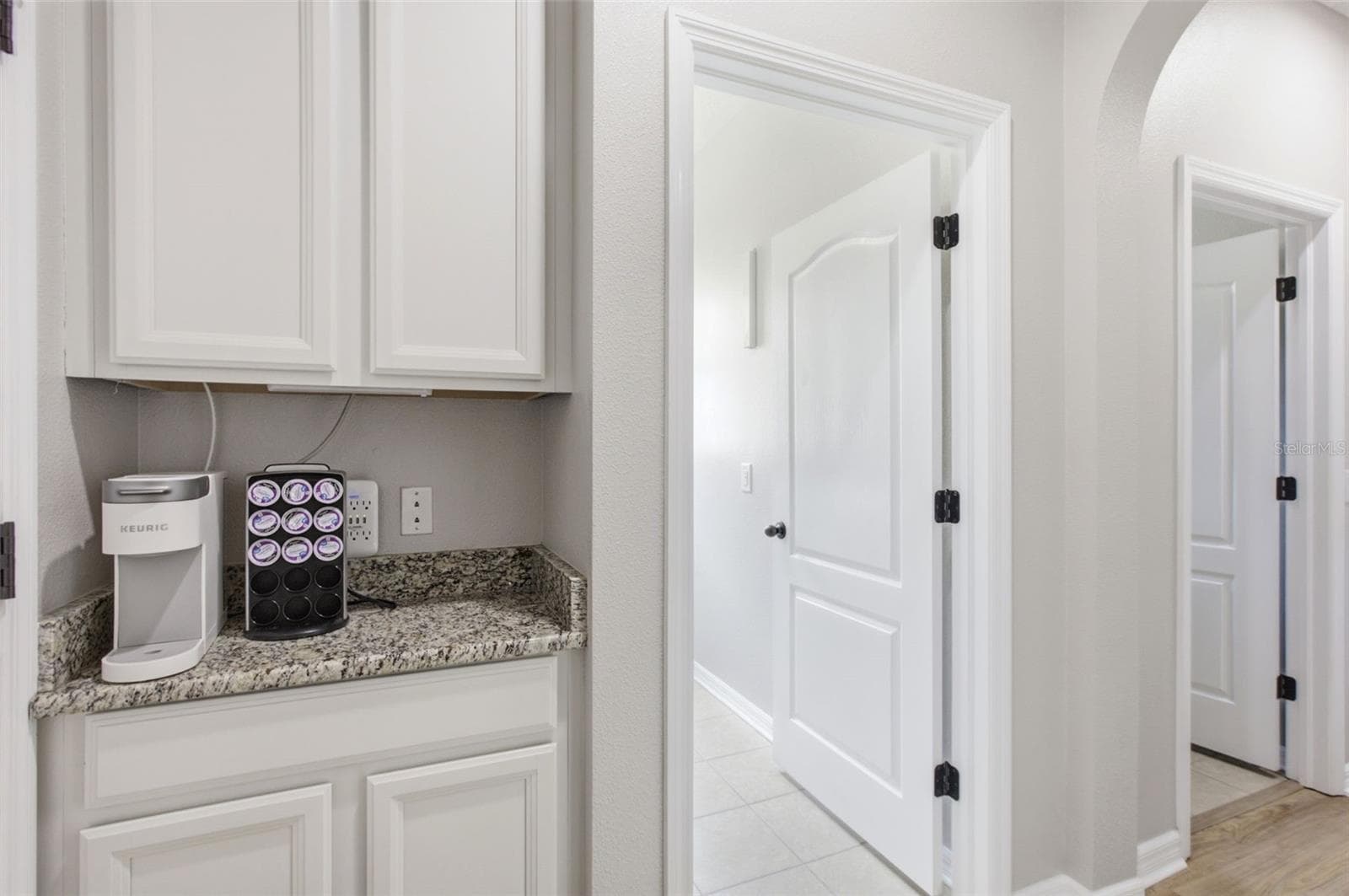 Single Family Residence at 32306 GARDEN ALCOVE LOOP, WESLEY CHAPEL, photo 24 of 56