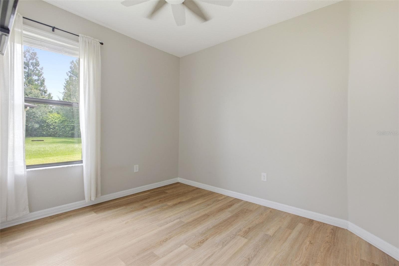 Single Family Residence at 32306 GARDEN ALCOVE LOOP, WESLEY CHAPEL, photo 26 of 56