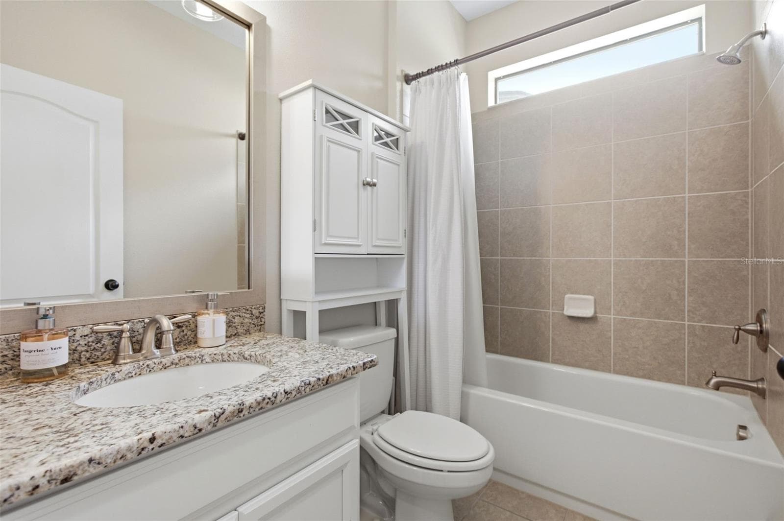 Single Family Residence at 32306 GARDEN ALCOVE LOOP, WESLEY CHAPEL, photo 28 of 56
