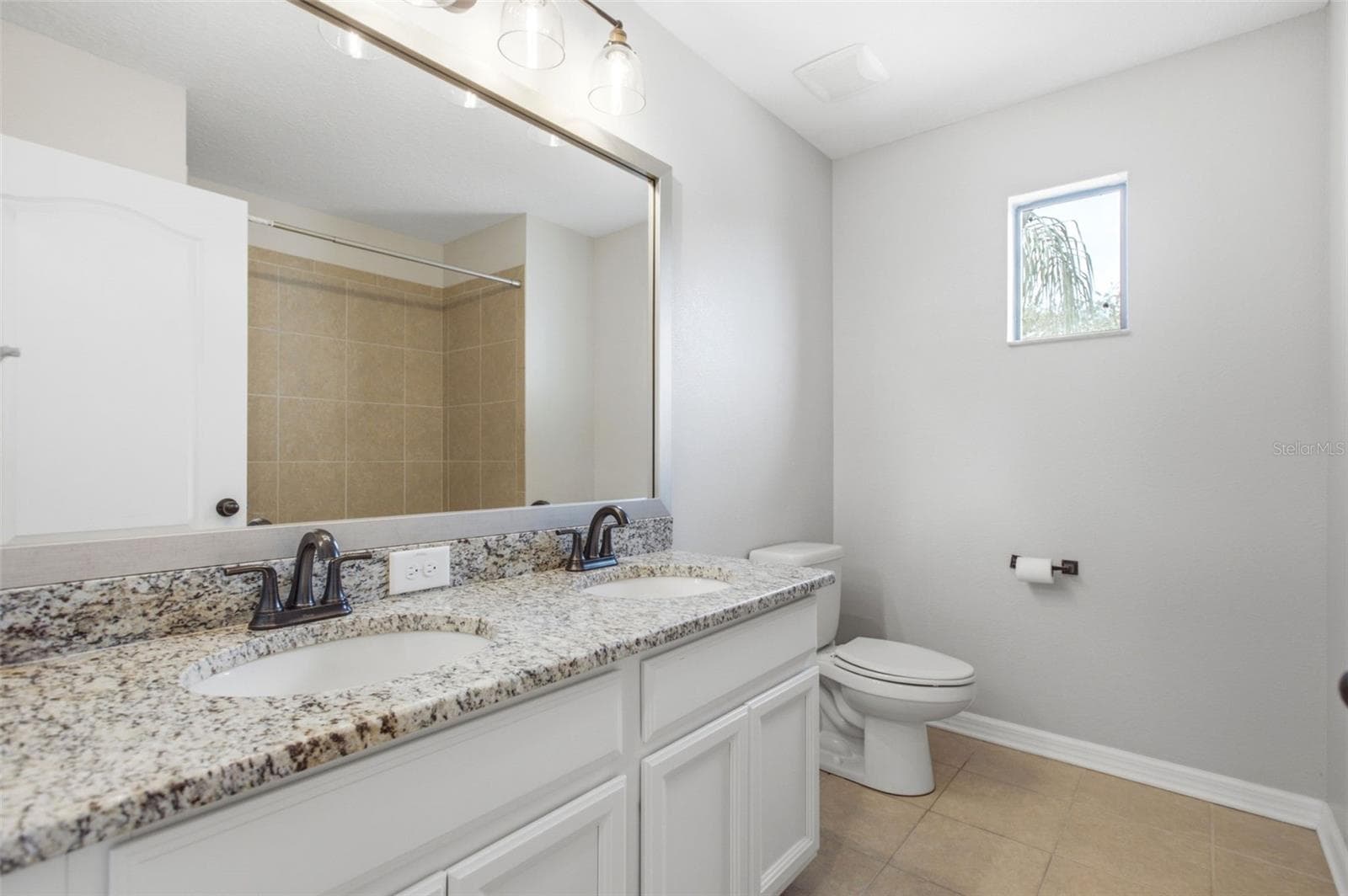 Single Family Residence at 32306 GARDEN ALCOVE LOOP, WESLEY CHAPEL, photo 29 of 56