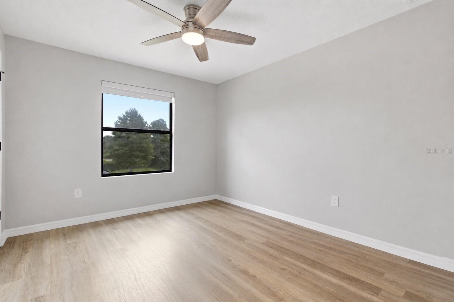 Single Family Residence at 32306 GARDEN ALCOVE LOOP, WESLEY CHAPEL, photo 33 of 56