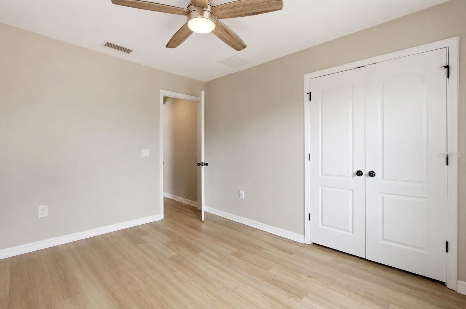 Single Family Residence at 32306 GARDEN ALCOVE LOOP, WESLEY CHAPEL, photo 34 of 56