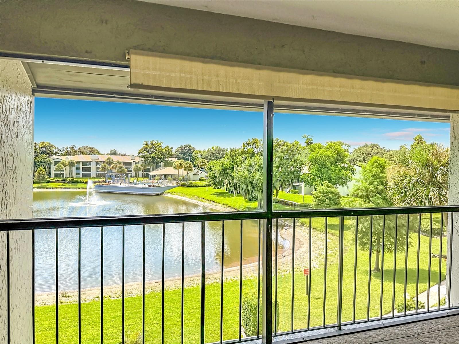 Condominium at 15 ESCONDIDO CT #148, ALTAMONTE SPRINGS, photo 41 of 54
