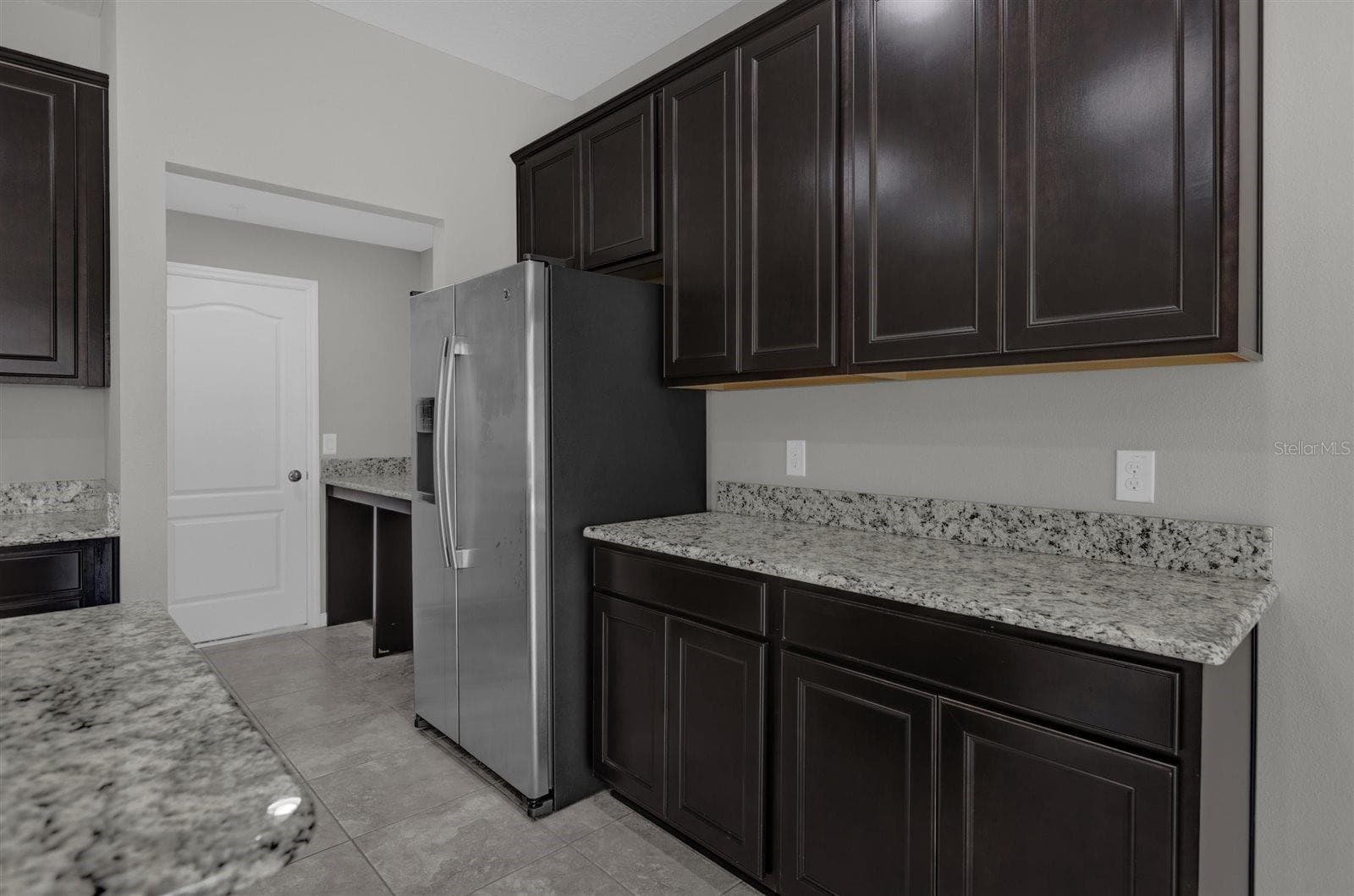 Townhouse at 1160 PALMA VERDE PL, APOPKA, photo 6 of 46