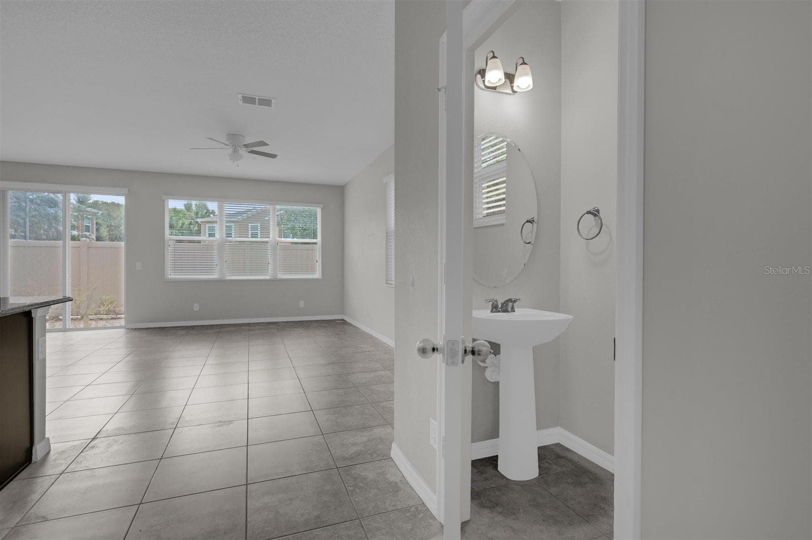 Townhouse at 1160 PALMA VERDE PL, APOPKA, photo 11 of 46