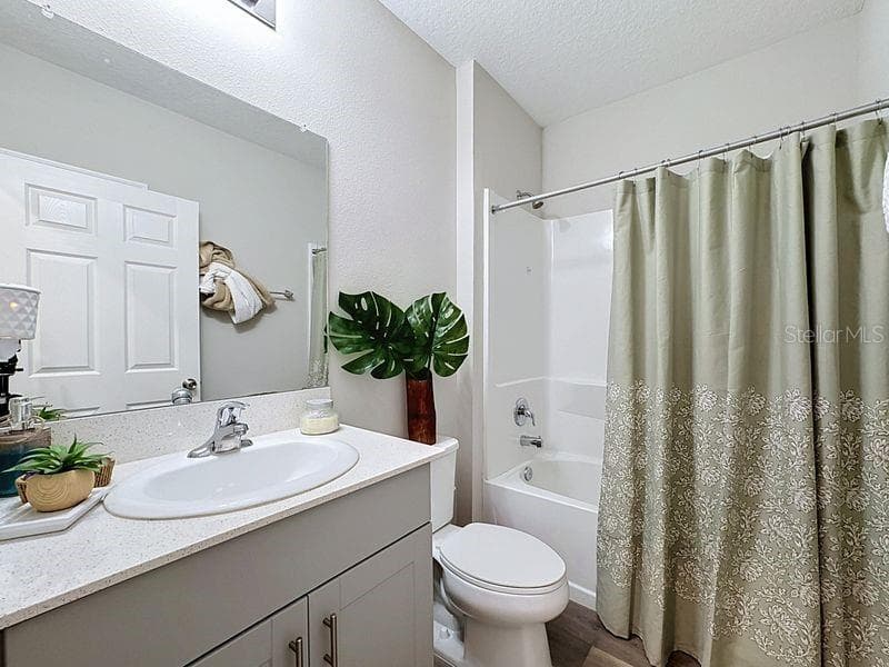 Single Family Residence at 13005 UPWARD PL, RIVERVIEW, photo 38 of 64