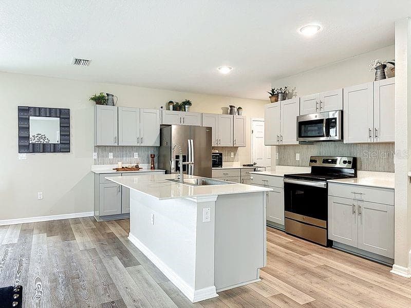 Single Family Residence at 13005 UPWARD PL, RIVERVIEW, photo 47 of 64
