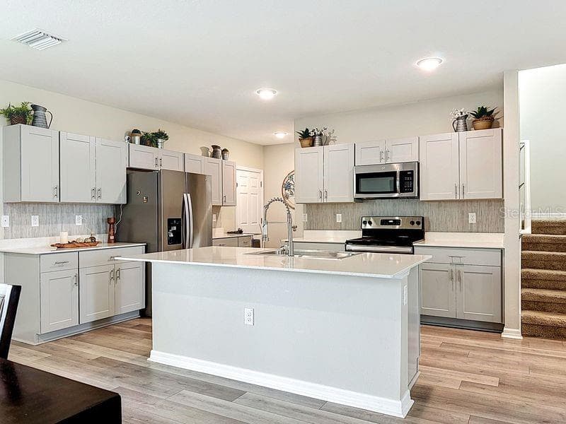 Single Family Residence at 13005 UPWARD PL, RIVERVIEW, photo 48 of 64