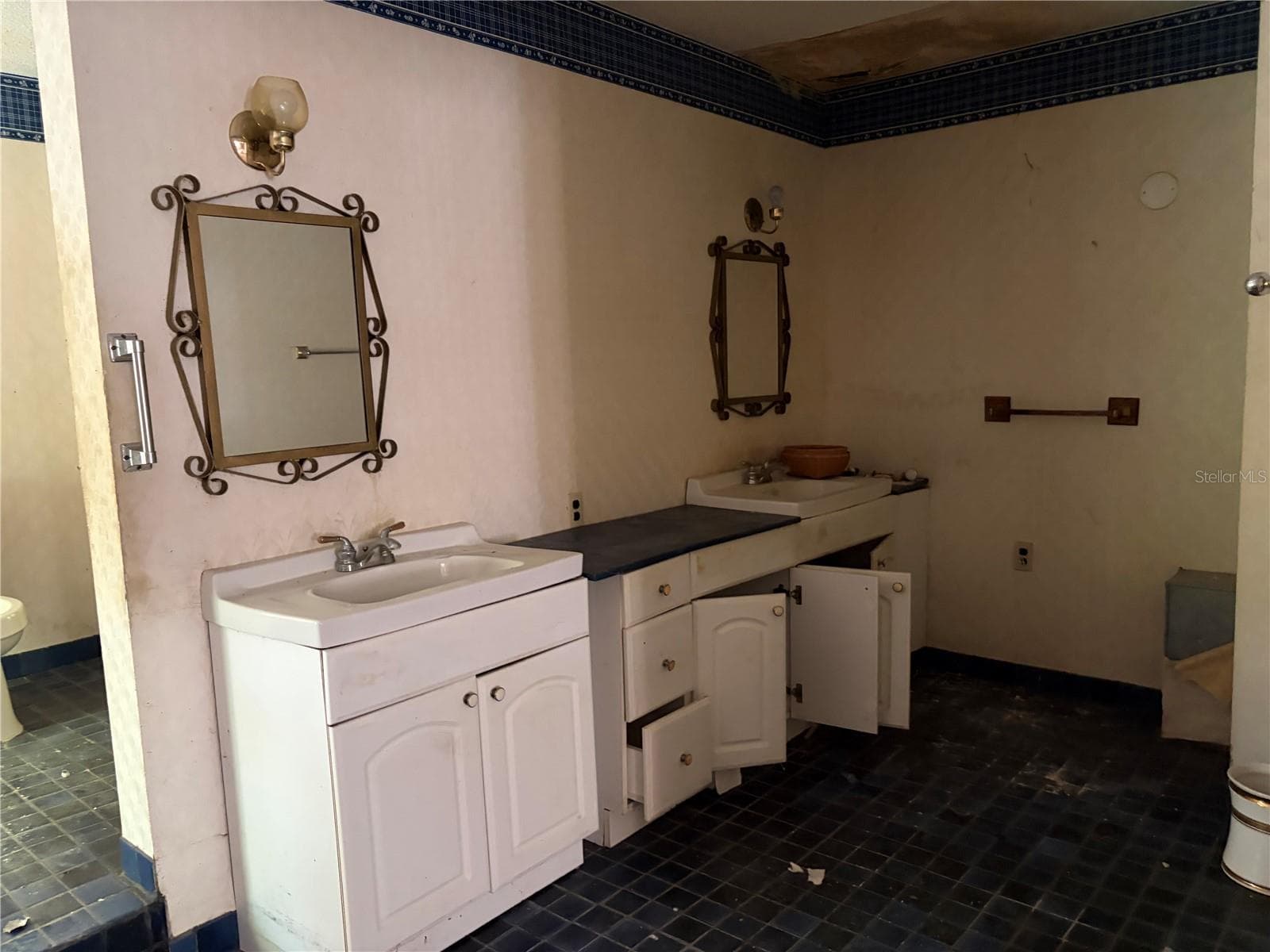 Single Family Residence at 2100 NW 21ST ST, OCALA, photo 24 of 40