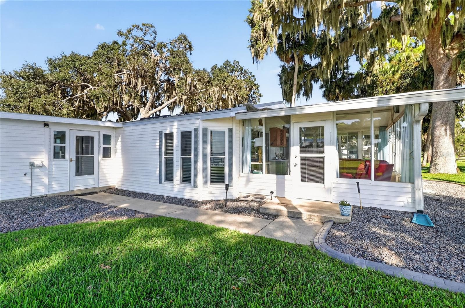 Manufactured Home at 38310 LANGLOIS PL, LEESBURG, photo 50 of 61