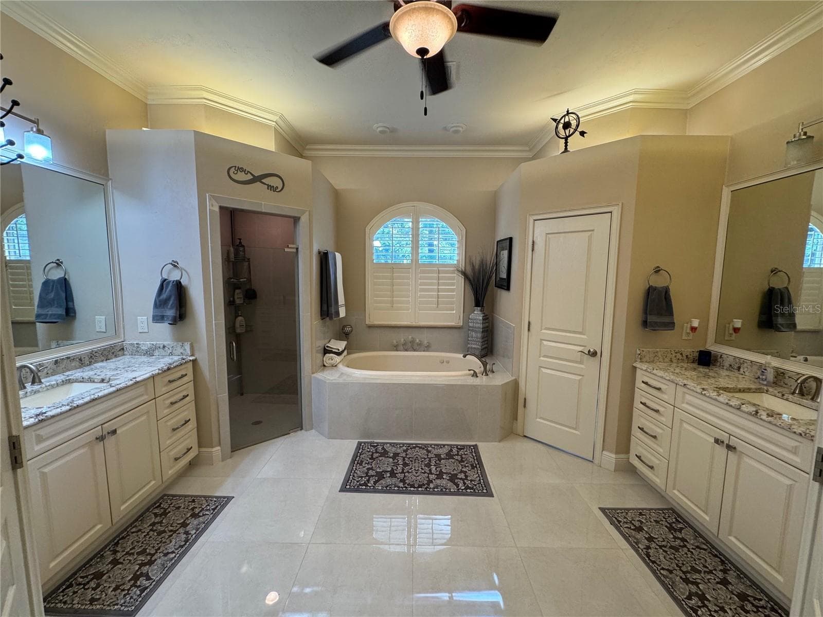 Main Bath - 20273 NW 251ST TER, HIGH SPRINGS