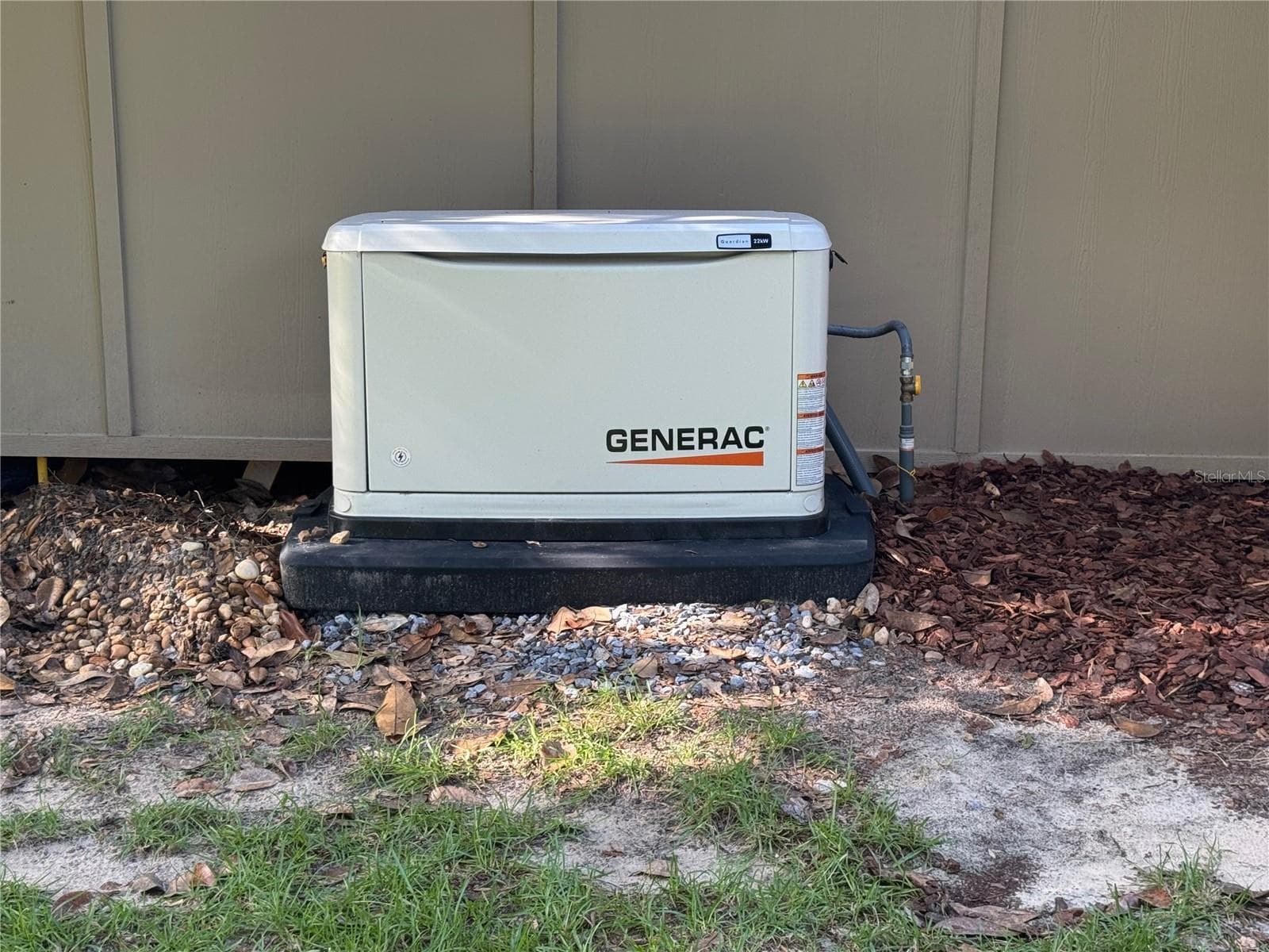 Generator - 20273 NW 251ST TER, HIGH SPRINGS