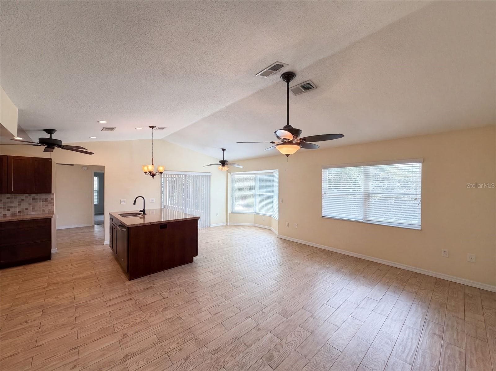 Single Family Residence at 4573 BAYRIDGE CT, SPRING HILL, photo 19 of 43