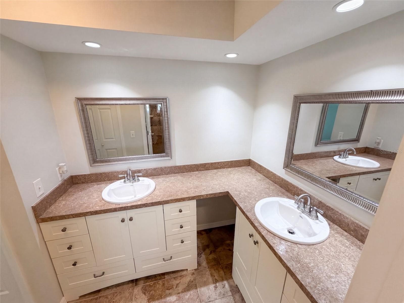 Single Family Residence at 4573 BAYRIDGE CT, SPRING HILL, photo 29 of 43