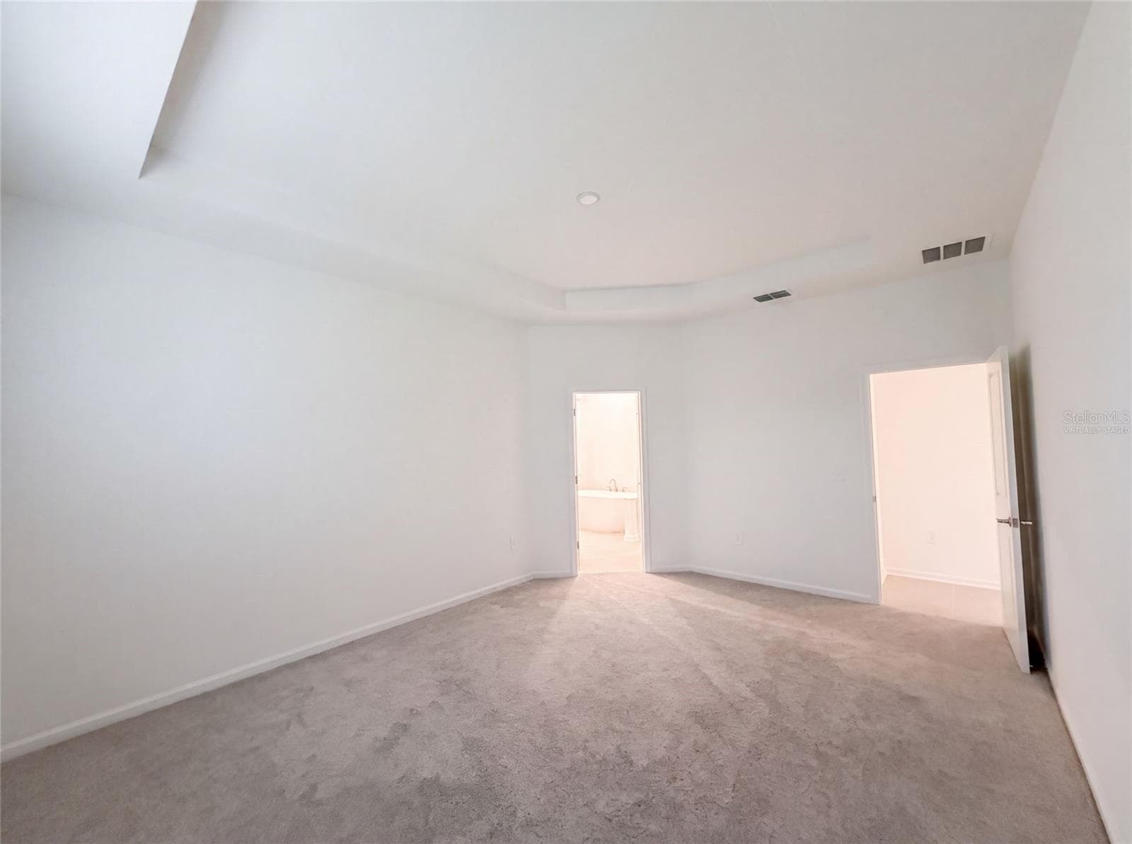 Virtually Staged - 669 TUNDRA LOOP, GROVELAND