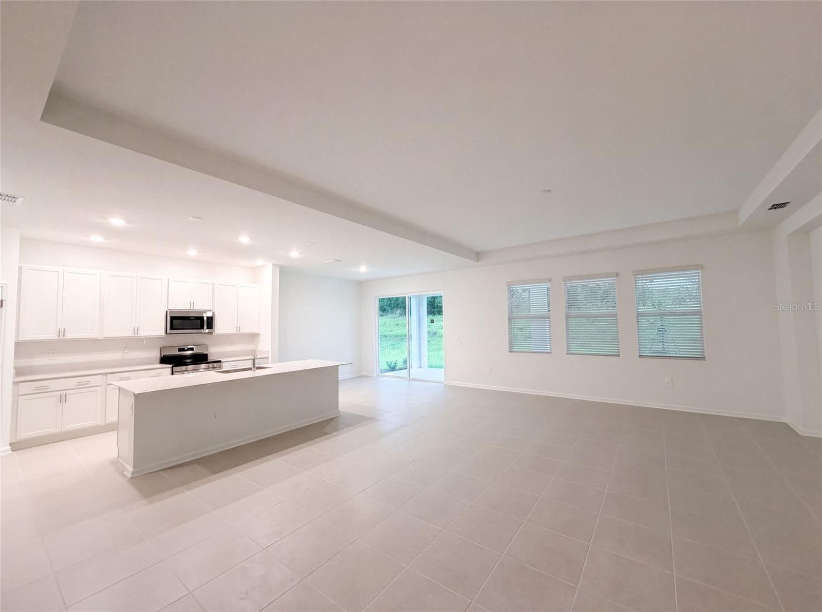Single Family Residence at 669 TUNDRA LOOP, GROVELAND, photo 7 of 23