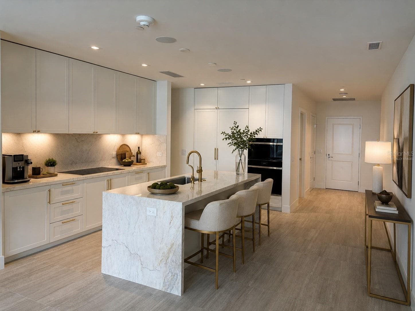 virtually staged - 3015 S YSABELLA AVE #1402, TAMPA
