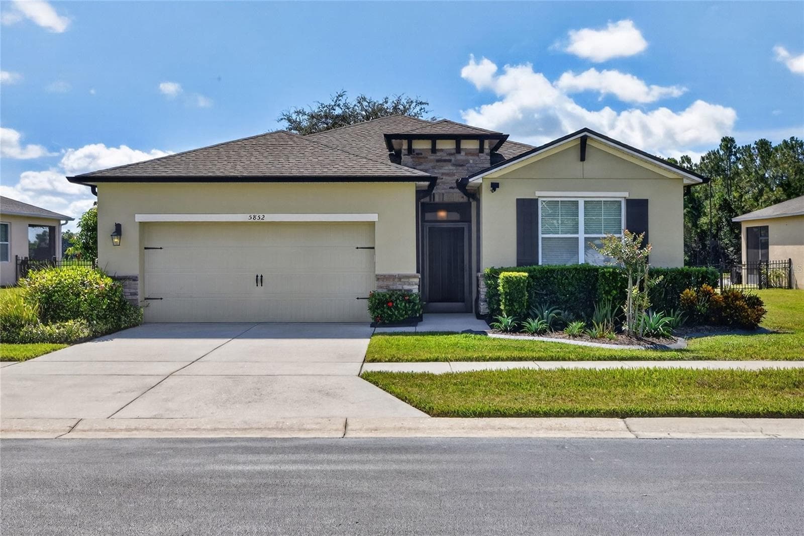 Single Family Residence at 5852 MARSH LANDING DR, WINTER HAVEN, photo 2 of 50