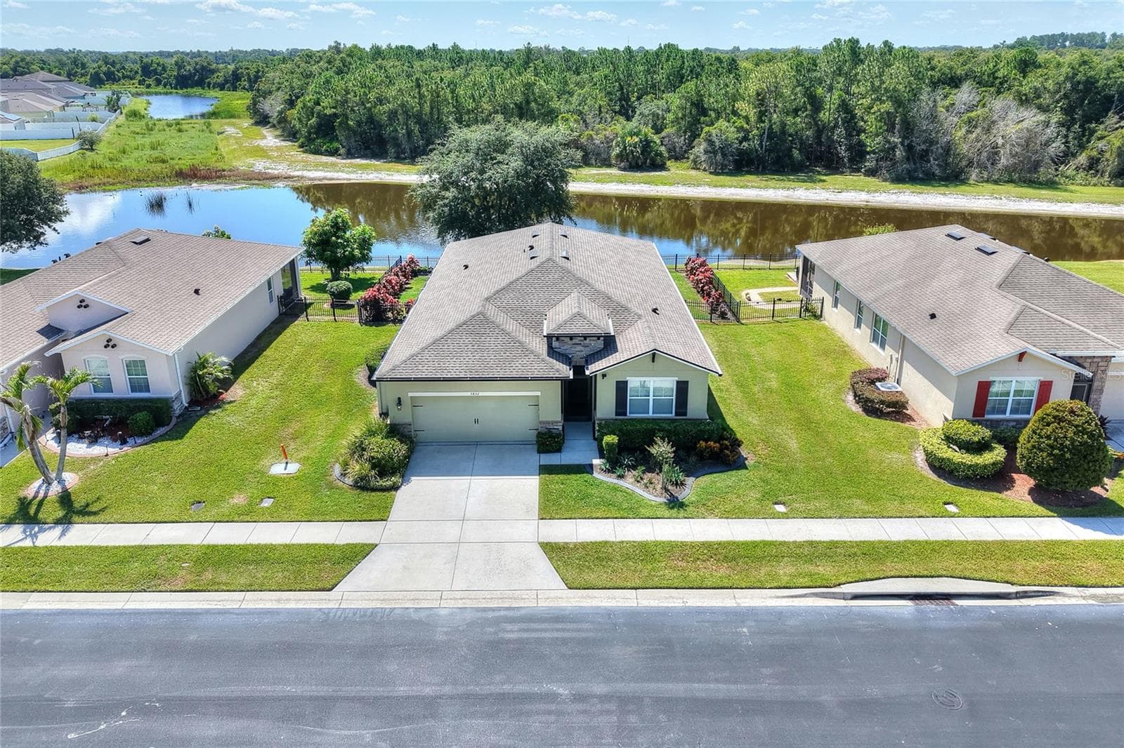 Single Family Residence at 5852 MARSH LANDING DR, WINTER HAVEN, photo 4 of 50