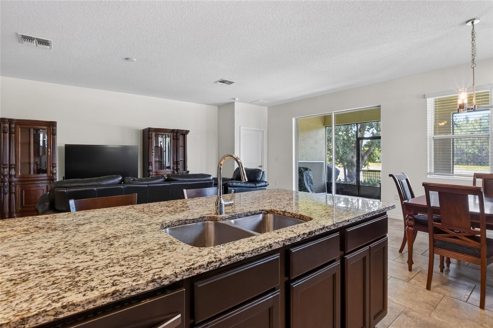 Single Family Residence at 5852 MARSH LANDING DR, WINTER HAVEN, photo 16 of 50