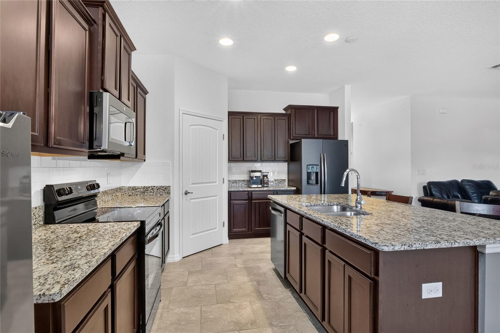 Single Family Residence at 5852 MARSH LANDING DR, WINTER HAVEN, photo 17 of 50