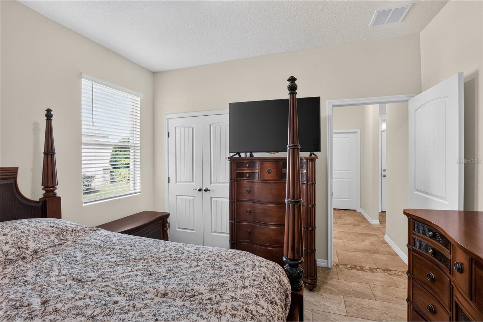 Single Family Residence at 5852 MARSH LANDING DR, WINTER HAVEN, photo 23 of 50