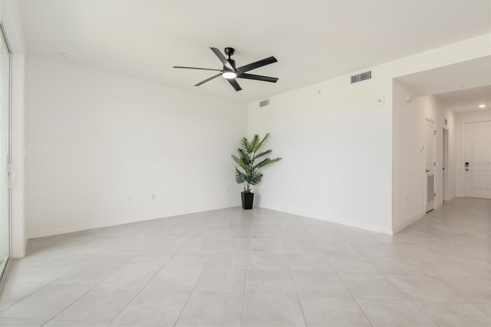 Condominium at 17625 OPAL SAND DR #307, VENICE, photo 7 of 59