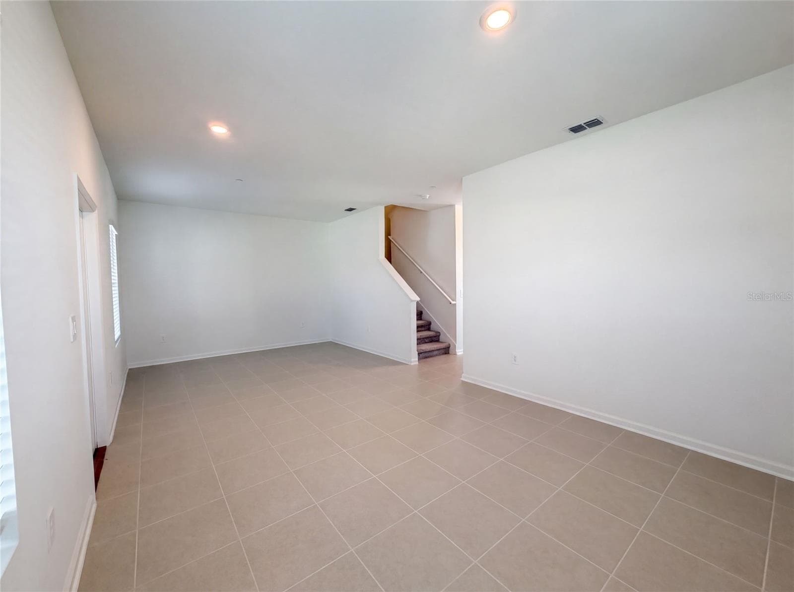 Townhouse at 2172 RIDER RAIN LN, APOPKA, photo 8 of 22