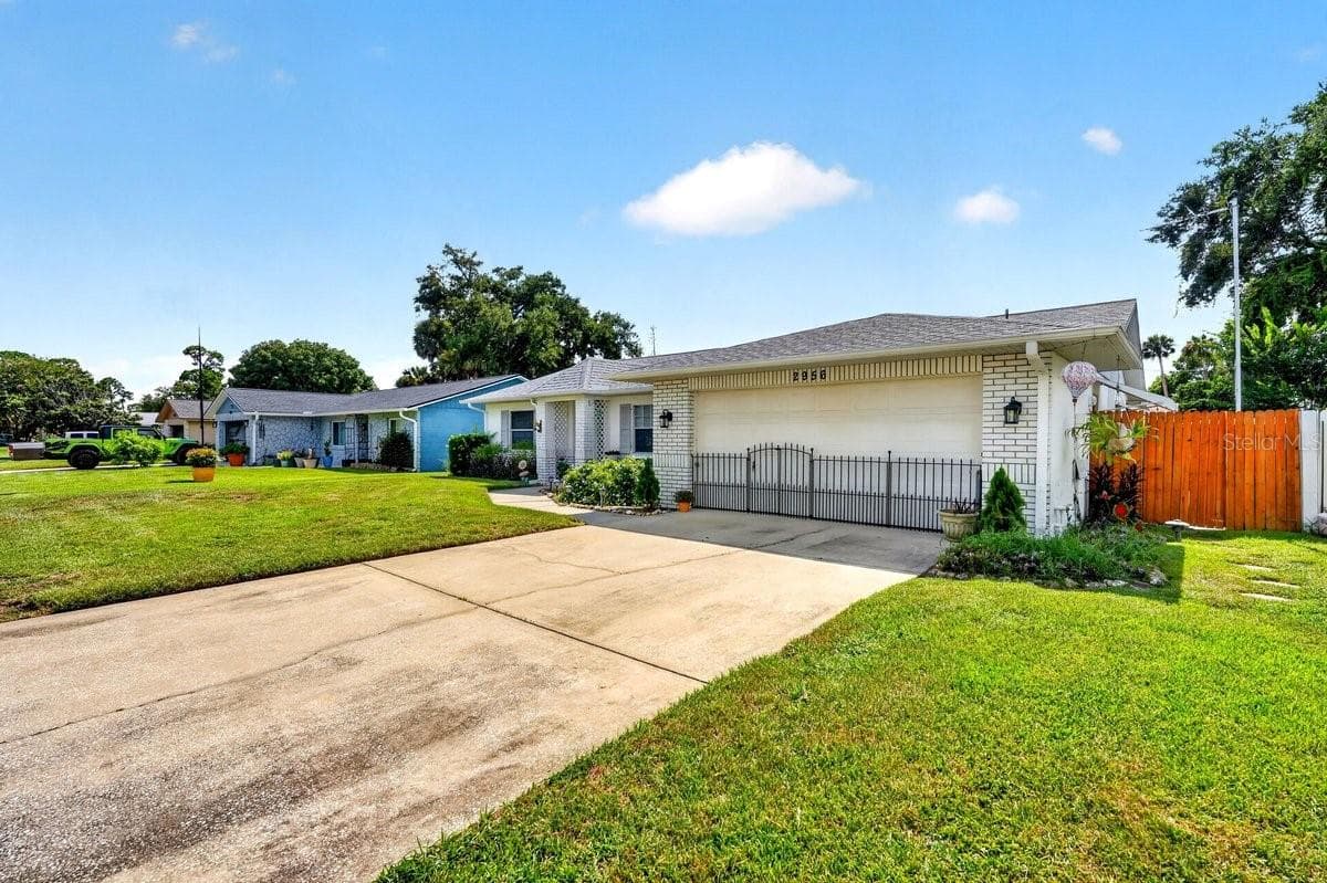 Single Family Residence at 2956 BRISTOL LN, SOUTH DAYTONA, photo 27 of 36