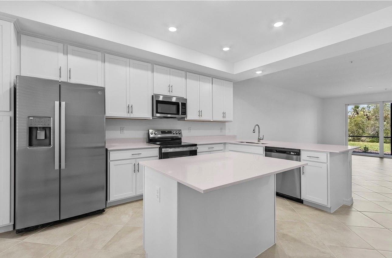 Condominium at 14191 HERITAGE LANDING BLVD #1214, PUNTA GORDA, photo 11 of 45